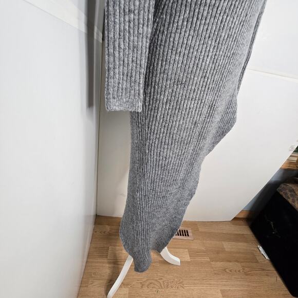 Venus EUC high slit sweater dress winter fall sexy tunic XS Heather grey - Picture 9 of 17